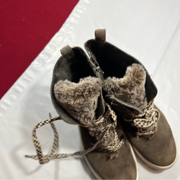 Rockport Cobb Hill GRAY SUEDE Elysse Alpine Zip ANKLE BOOTS 7.5M CH6803 womens - Picture 10 of 14